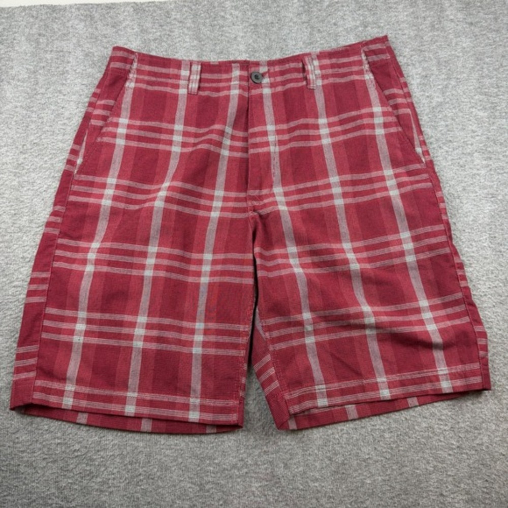 CSG Champs Sports‎ Gear Shorts Men's 36 Red Plaid Casual Flat Front Polyester